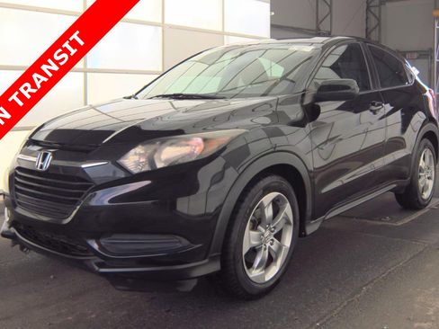 Used 2018 Honda HR-V LX image 1