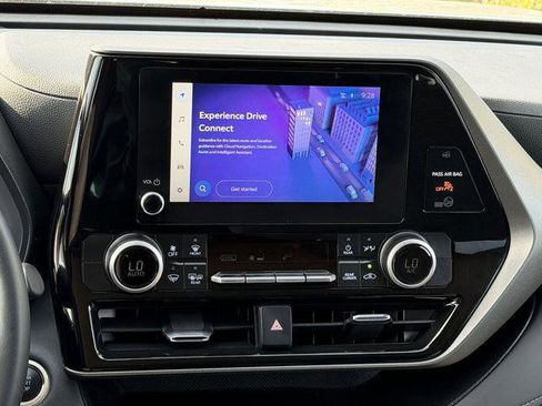 Certified 2025 Toyota Highlander LE image 14