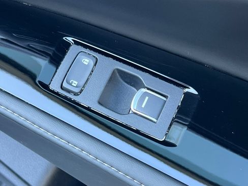 Used 2025 Honda Accord Touring image 21
