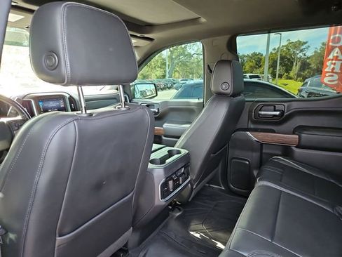 Used 2021 Chevrolet Silverado 1500 High Country w/ Technology Package image 13