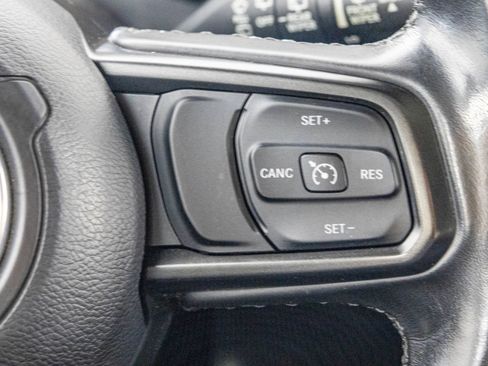 Used 2022 Jeep Wrangler Unlimited Sport AWD/4WD image 30
