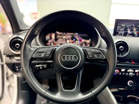 Used 2017 Audi A3 e-tron Prestige FWD image 7