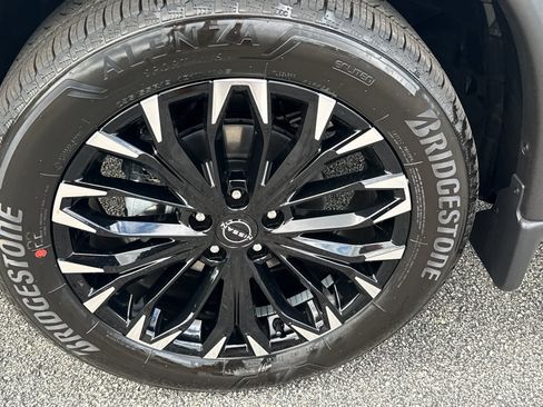 New 2026 Nissan Rogue Dark Armor AWD/4WD image 9