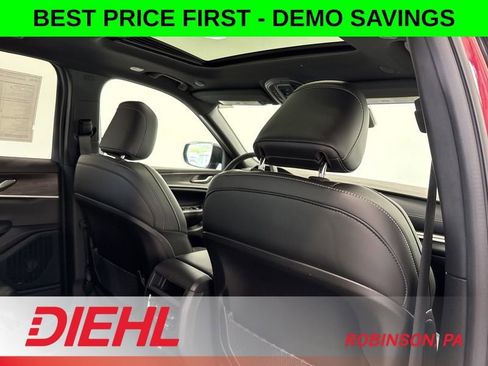 New 2026 Jeep Grand Cherokee Altitude AWD/4WD image 13