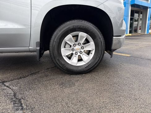 Used 2025 Chevrolet Silverado 1500 LT RWD image 3