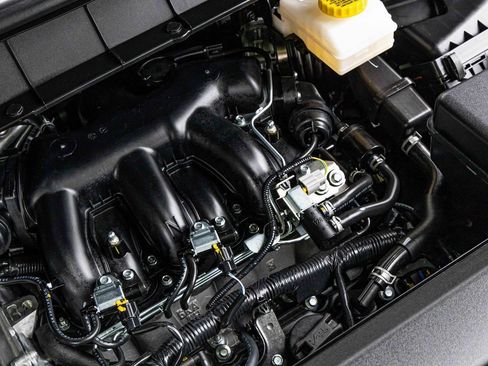 Certified 2025 Nissan Pathfinder SL w/ SL Premium Package image 30