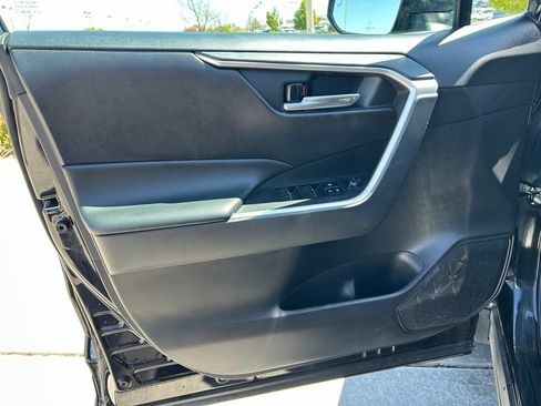 Used 2023 Toyota RAV4 XLE AWD/4WD image 22