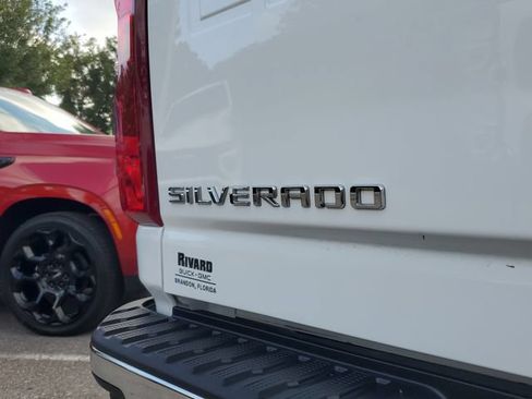 Used 2025 Chevrolet Silverado 3500 LT AWD/4WD image 7