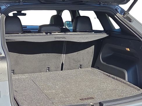 Used 2023 Volkswagen Atlas Cross Sport SEL Premium R-Line image 9