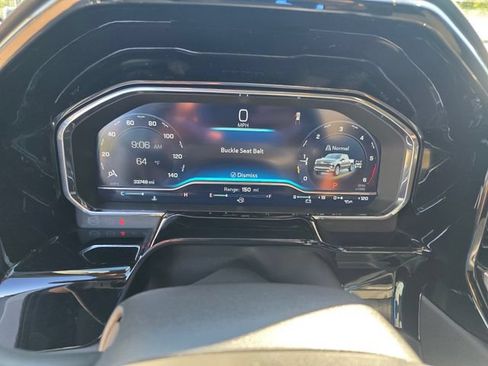 Used 2023 Chevrolet Silverado 1500 RST w/ Z71 Off-Road Package AWD/4WD image 25