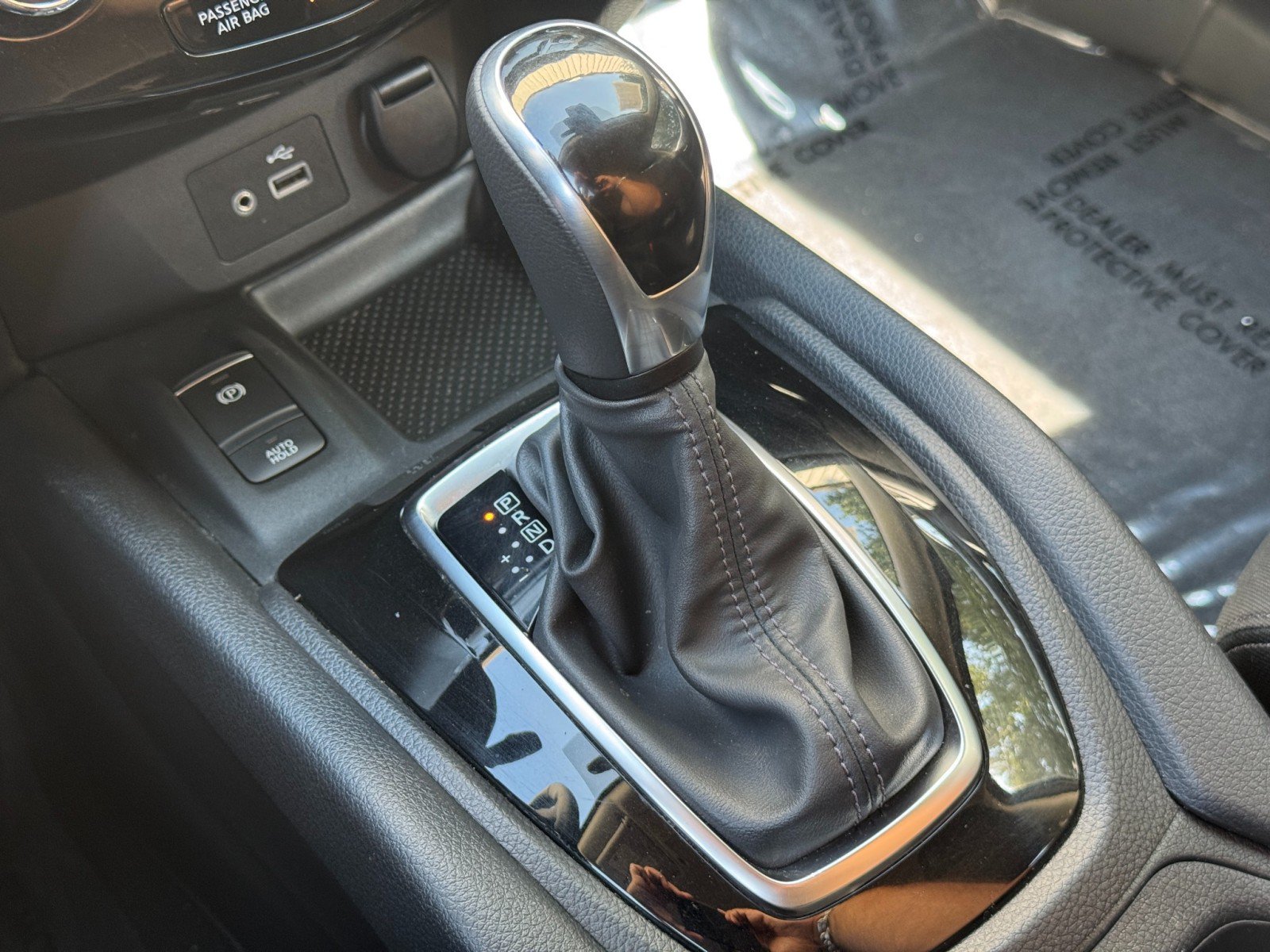 Used 2019 Nissan Rogue SV w/ Premium Package AWD/4WD image 28