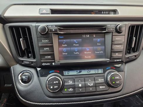 Used 2018 Toyota RAV4 XLE w/ Plus Extra Value Package AWD/4WD image 26