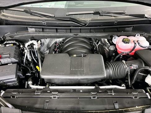 New 2026 GMC Yukon Denali w/ Denali Reserve Package AWD/4WD image 2