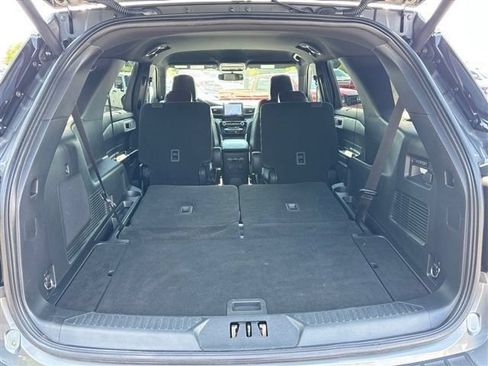 Certified 2023 Ford Explorer Platinum w/ Equipment Group 601A AWD/4WD image 21