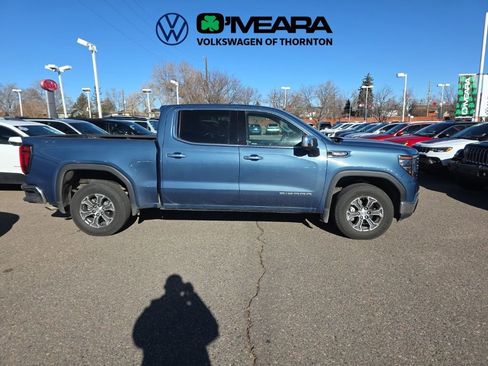 Used 2024 GMC Sierra 1500 SLT image 6