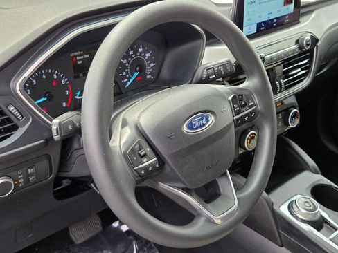 Certified 2022 Ford Escape SE FWD image 18