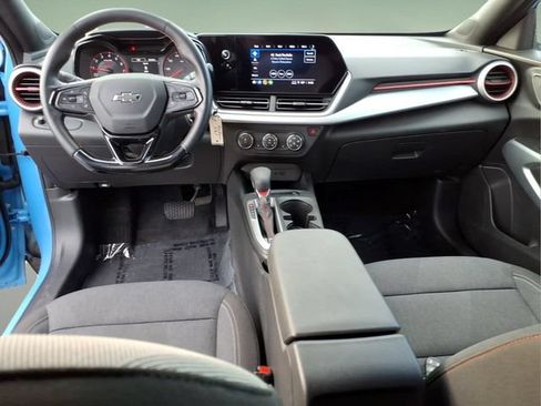 Used 2024 Chevrolet Trax RS w/ Driver Confidence Package FWD image 13