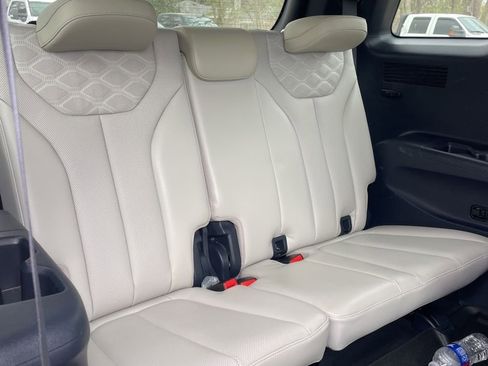 Used 2021 Hyundai Palisade Limited image 14