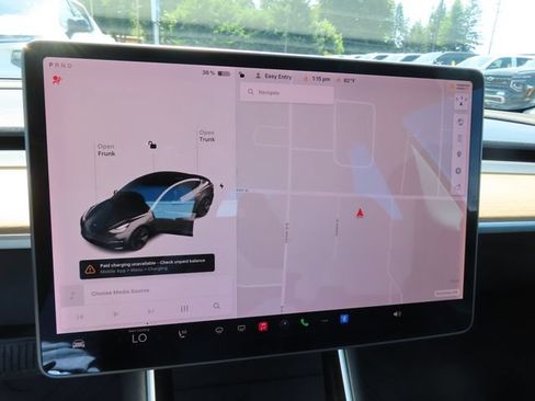 Used 2020 Tesla Model 3 Standard Range Plus RWD image 17
