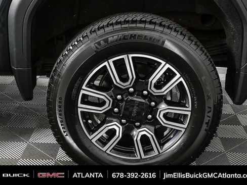 Used 2020 GMC Sierra 2500 AT4 w/ AT4 Premium Package image 37