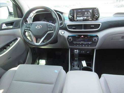 Used 2020 Hyundai Tucson Sport FWD image 12