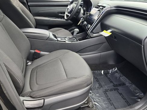 Certified 2023 Hyundai Tucson SE FWD image 16