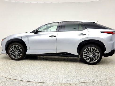 Used 2023 Lexus RZ 450e Premium w/ Accessory Package (2T) AWD/4WD image 8