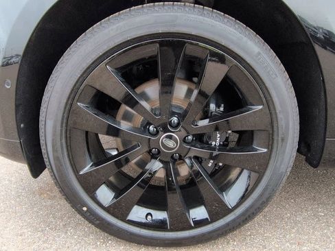 New 2025 Land Rover Range Rover Sport Dynamic SE image 13