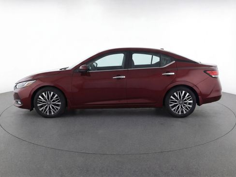 Used 2024 Nissan Altima 2.5 SV image 5