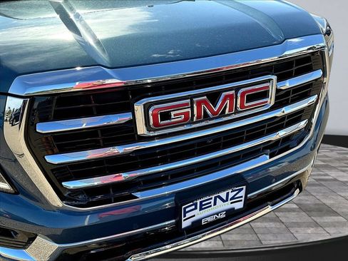 New 2026 GMC Yukon XL Elevation w/ Elevation Premium Package AWD/4WD image 37