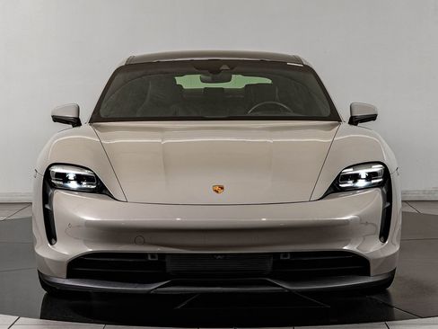 Certified 2022 Porsche Taycan image 11