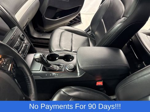 Used 2019 Ford Explorer XLT w/ Equipment Group 202A image 18