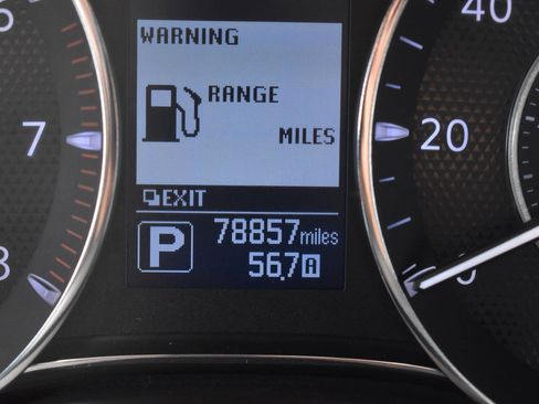 Used 2018 Nissan Armada Platinum w/ Captain Seat Package image 8