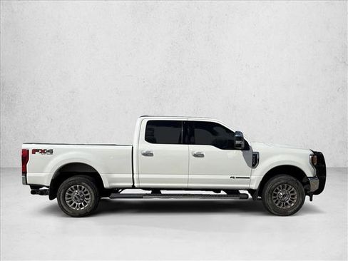 Used 2022 Ford F250 Lariat w/ Chrome Package AWD/4WD image 4