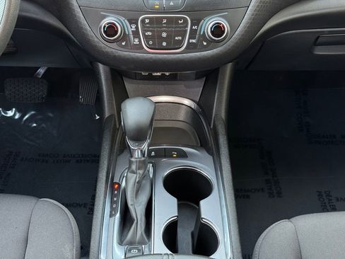 Used 2024 Chevrolet Malibu LT image 24