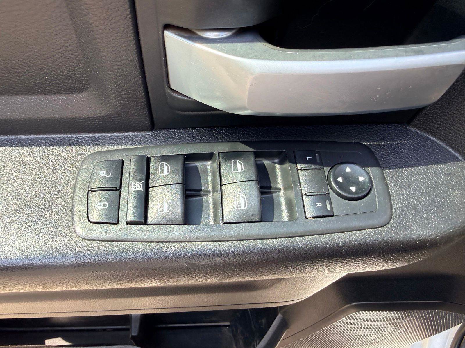 Used 2019 RAM 2500 Tradesman RWD image 17