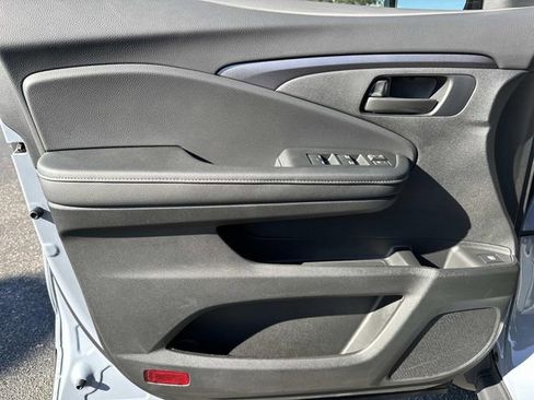 New 2026 Honda Ridgeline Sport image 18