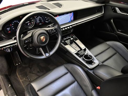 Used 2020 Porsche 911 Carrera S image 4