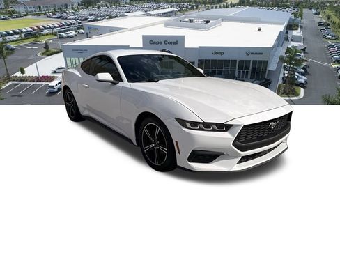 Used 2024 Ford Mustang Coupe image 2