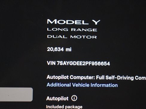 Used 2023 Tesla Model Y Long Range image 21