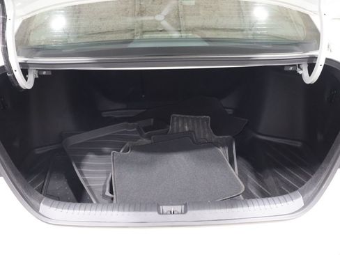 Used 2024 Honda Accord EX image 4
