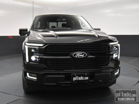 Used 2025 Ford F150 Platinum w/ FX4 Off-Road Package AWD/4WD image 51