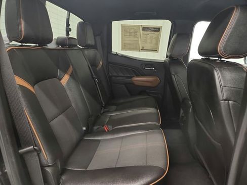 Used 2023 GMC Canyon AT4 image 25
