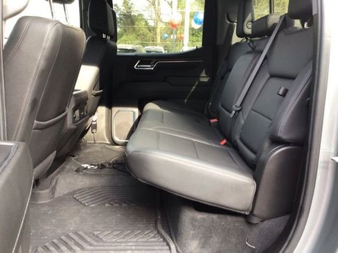 Used 2024 Chevrolet Silverado 1500 LT Trail Boss w/ Convenience Package II image 17