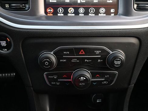 Used 2019 Dodge Charger R/T w/ Blacktop Package image 36