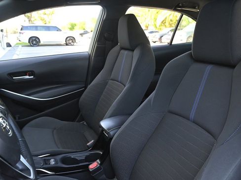 Used 2021 Toyota Corolla SE image 12