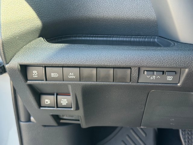 New 2026 Toyota Sienna XLE Woodland Edition AWD/4WD image 17