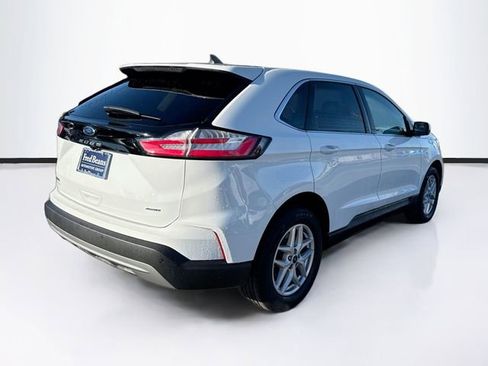 Certified 2022 Ford Edge SEL w/ Convenience Package image 8