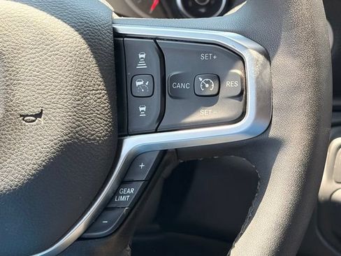 Used 2025 RAM 2500 Big Horn AWD/4WD image 19