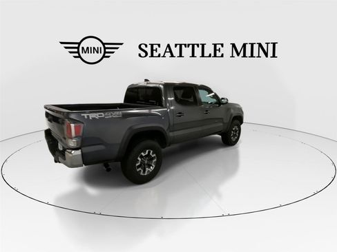 Used 2023 Toyota Tacoma TRD Off-Road w/ Black Out Package (TMS) image 11